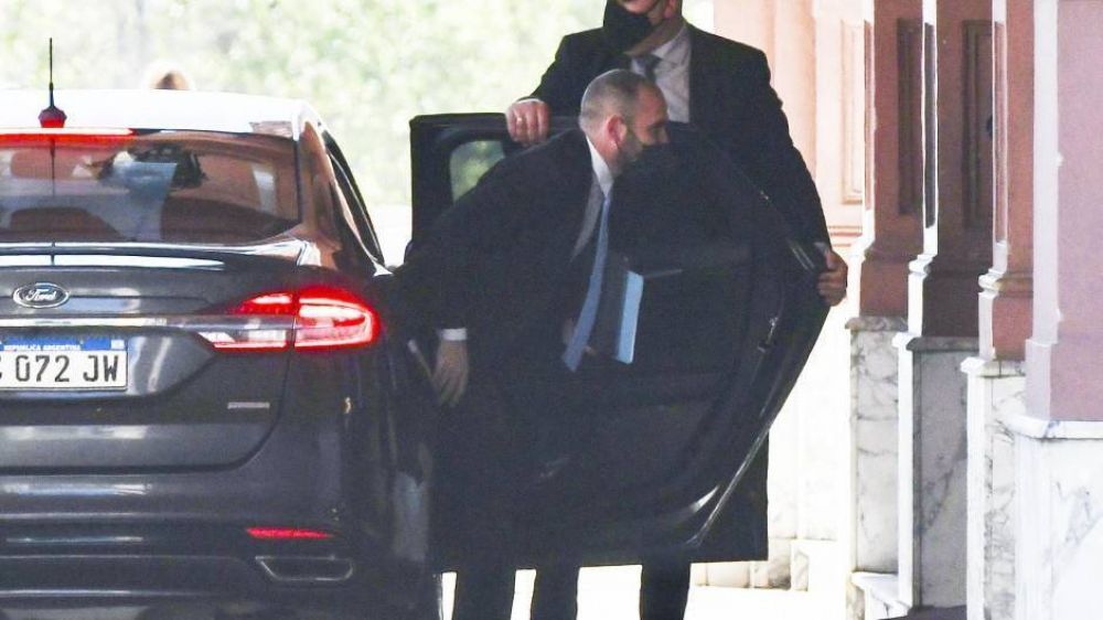 Subsidios, tarifas y segmentaci�n, avivan la interna del gobierno ante el apuro de cerrar con el Fondo