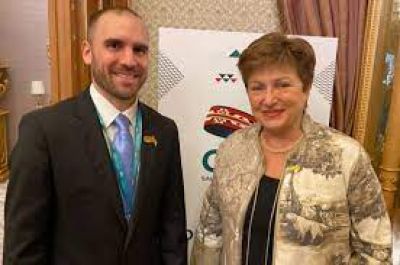 Mart�n Guzm�n defiende en el Congreso un presupuesto que no prev� pagos para el FMI en 2022