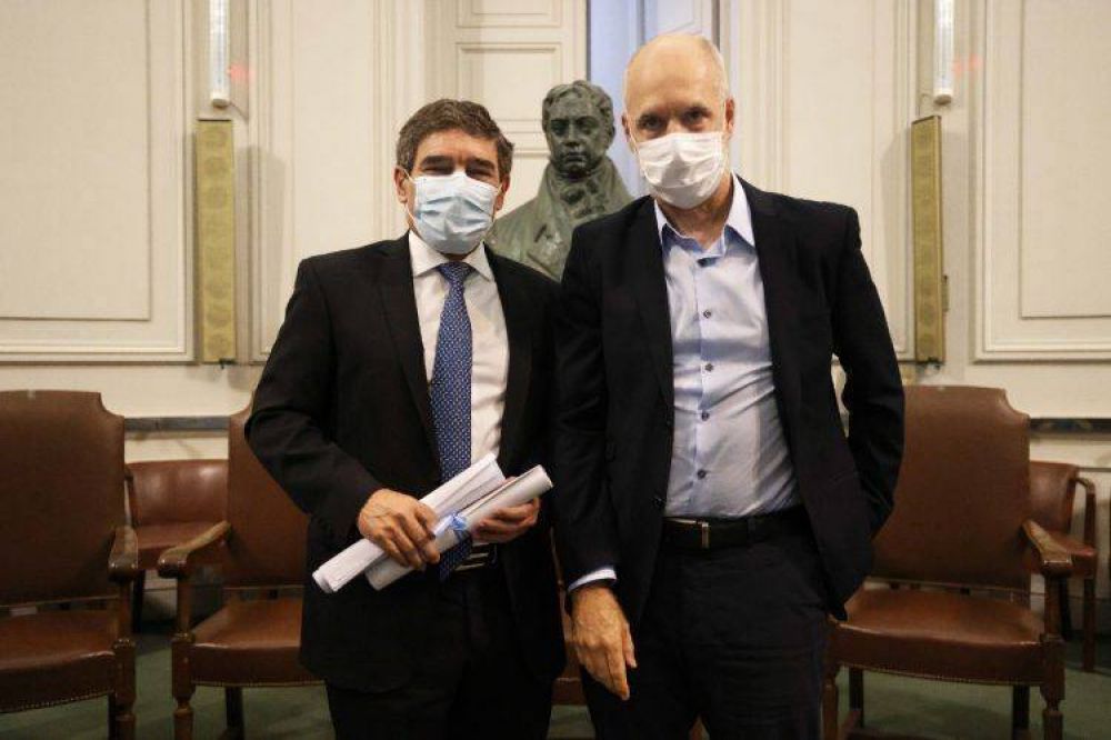 Larreta particip� de la entrega del Premio Hip�crates a Quir�s