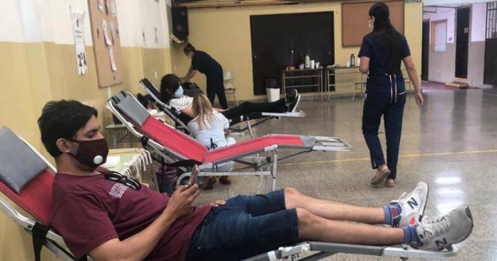 Lomas participar de una colecta de sangre latinoamericana de 16 pases