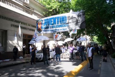 La Juventud Sindical del Sindicato del Personal de Dragado y Balizamiento realizará una “Peña Solidaria” para compatriotas en situación de calle 