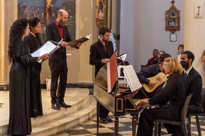 San Fernando organizó un concierto navideño de música clásica en la parroquia Nuestra Señora de Aránzazu