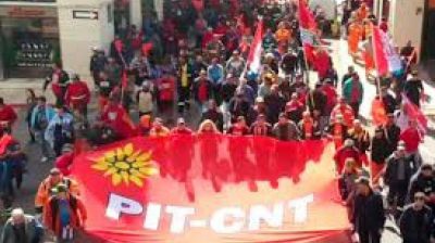 Media sanción a la iniciativa para obligar en Uruguay a los sindicatos a tramitar la personería