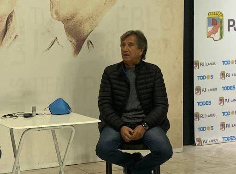 El vicepresidente del PJ Local se manifesto indignado por la decisi�n de Grindetti de crear nuevas secretarias con sueldos que alcanzan los $130.000