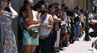 Hubo largas filas en el Hospital de Quilmes para hisoparse