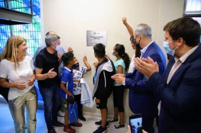 Ferraresi y Zabaleta inauguraron la Asociacin de Fomento Barrio Azul