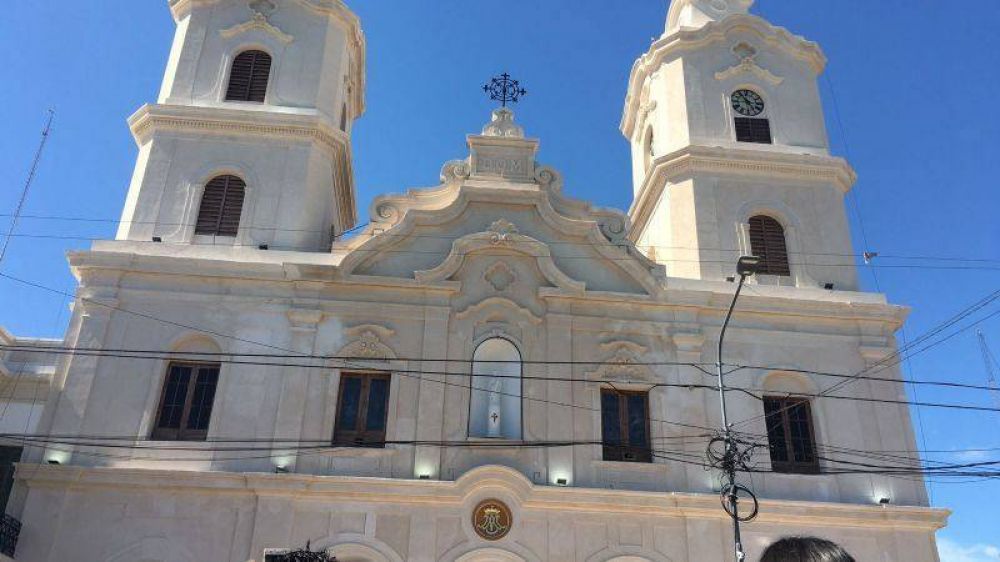 Inauguraron las obras de restauracin de la Iglesia Nuestra Seora del Pilar