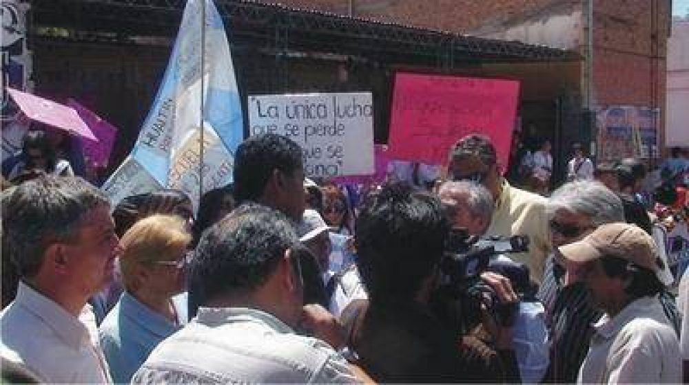 Paro docente: los padres se meten de lleno en el conflicto