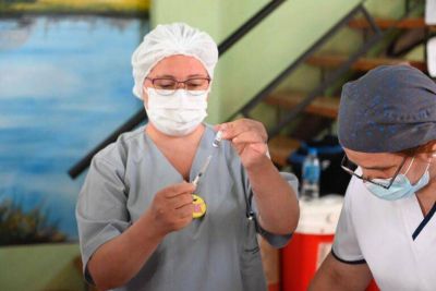 En Echeverr�a: superan el mill�n de aplicaciones de vacunas contra el Covid-19