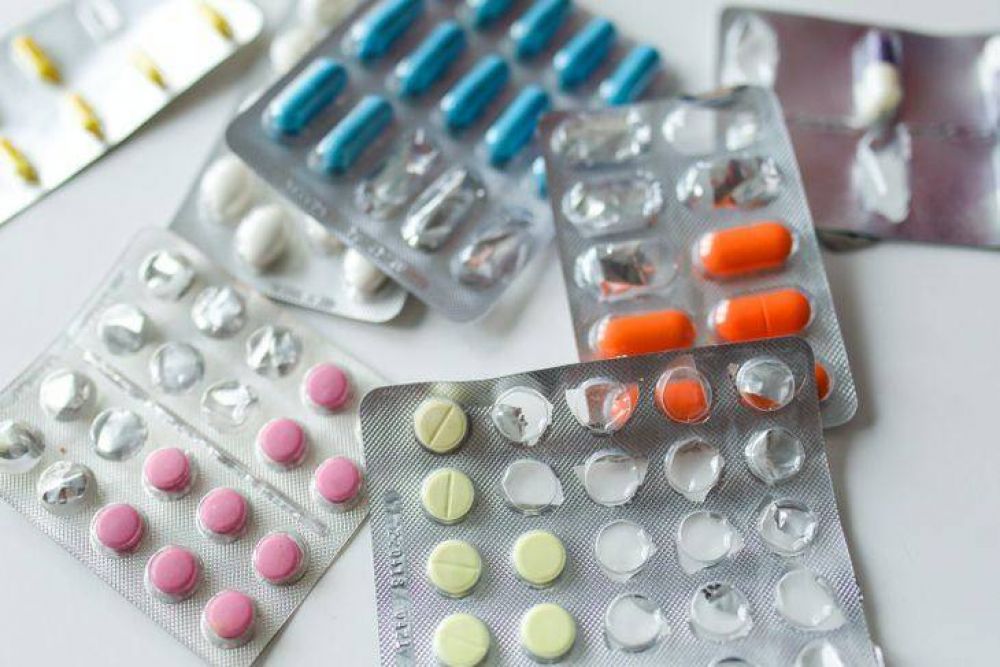 Gobierno reimplementará precios de referencia para los medicamentos