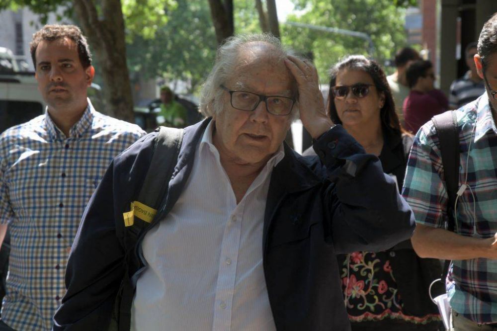 Pérez Esquivel fue internado en Mar del Plata tras sufrir una descompensación