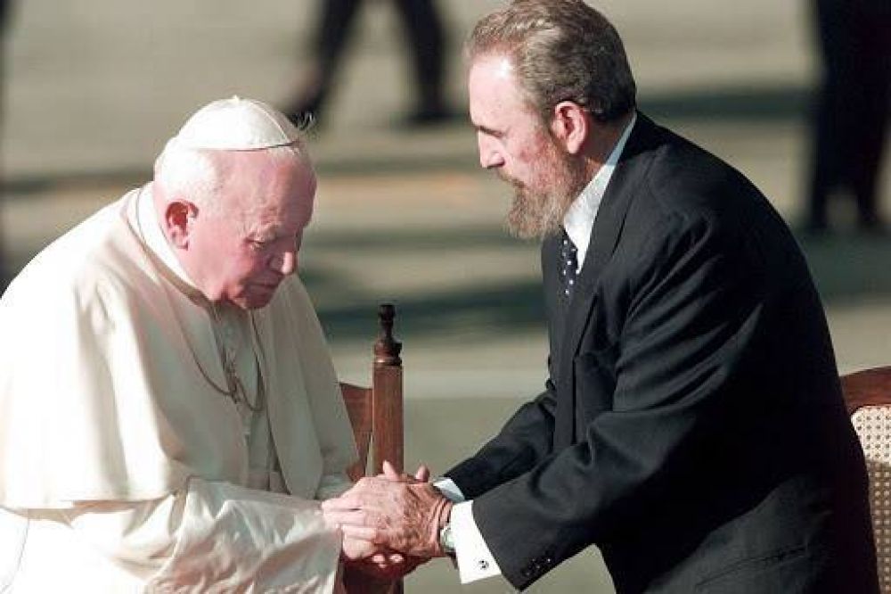 Fidel Castro fue excomulgado por Juan XXIII?