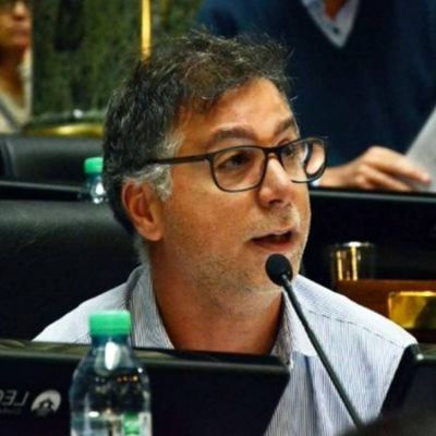 Cuestionan a Rodríguez Larreta por destinar fondos públicos a equipamiento de balneario marplatense