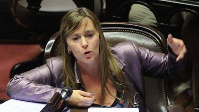 Juliana Di Tullio: �Es lamentable que me denuncien por hablar como senadora�