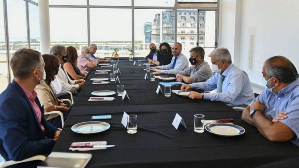Guzmán, con CGT y empresarios por la «necesidad de consensos»