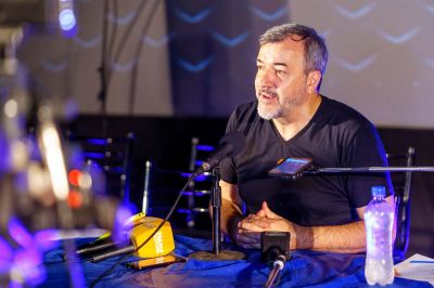 Aguiar llam� a no acercarse a los no vacunados