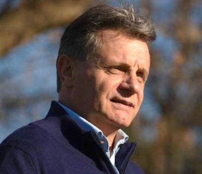 �La exploraci�n petrolera en nuestras costas se debe decidir en una consulta popular�, dijo Gustavo Pulti