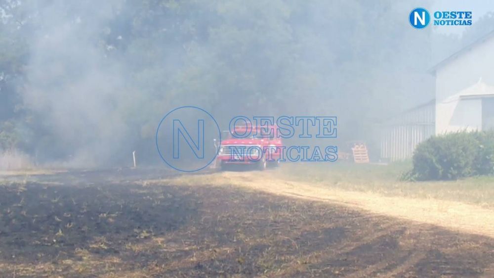 El fuego no da tregua – Los Bomberos de Hurlingham llevan mas de 4 días apagando un incendio