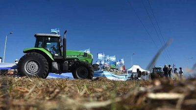 El campo eval�a ir a la Justicia para frenar el cobro de las retenciones