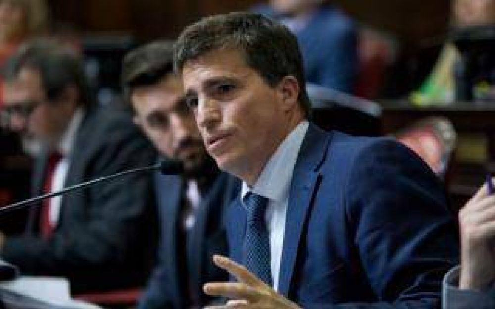 Legislatura bonaerense: El Senado aprob� un allanamiento al senador Allan