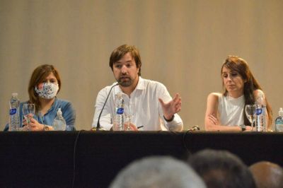 4 de cada 5 muertes por coronavirus son en no vacunados, afirm� Nicol�s Kreplak