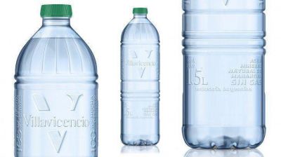 Villavicencio lanza el primer envase con plástico 100% reciclado