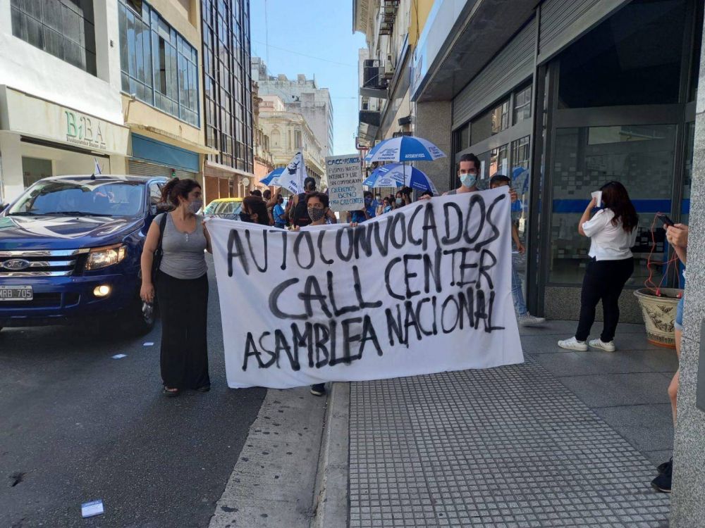 Trabajadores de Call Centers activan protestas y van por un bono de fin de ao para la actividad