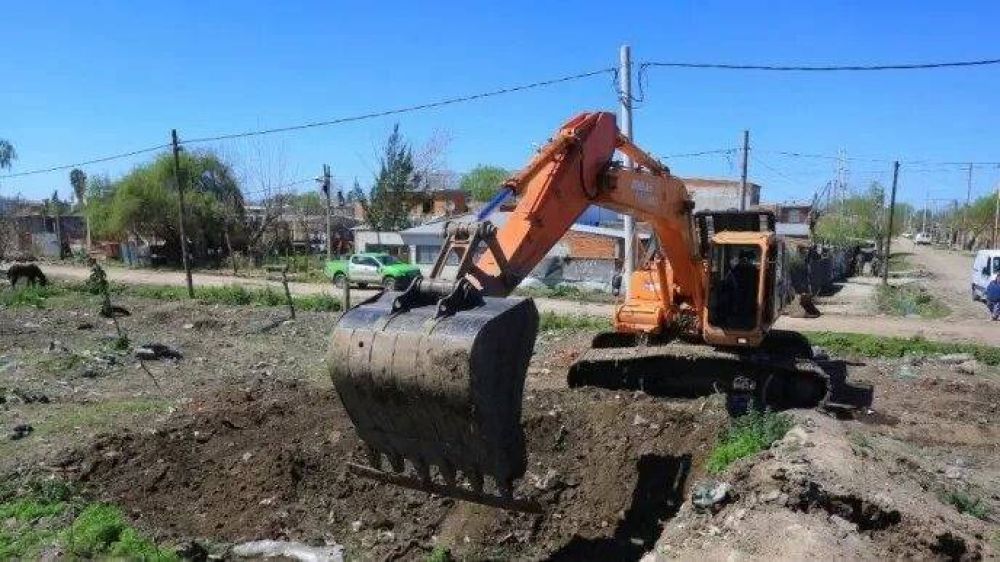 Acumar realiz� un operativo en el arroyo Ortega ante la detecci�n de un vuelco industrial clandestino