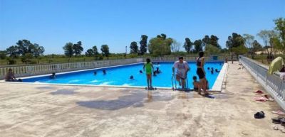 UTHGRA La Plata ofrece camping con piletas para sus afiliados durante el verano