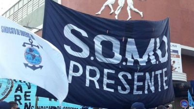 El SOMU comenzó un paro en dos empresas por el cambio de bandera en los buques