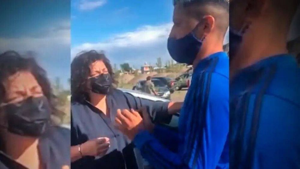 Carla Vizzotti cruz� a un joven antivacunas: 