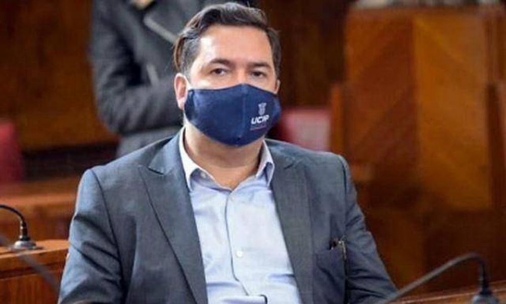 �Hay que buscar opciones superadoras en la educaci�n que no perjudiquen la temporada�, dijo el titular de UCIP
