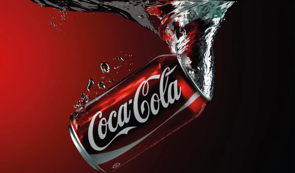 Cunta agua se necesita para preparar un litro de Coca Cola?