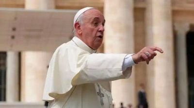El Papa propone escuchar �con los o�dos del coraz�n� para hacer m�s humana la comunicaci�n