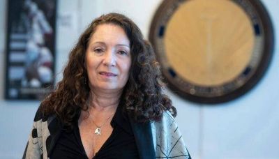 La titular de la AFI apoy� la marcha del 1F: 