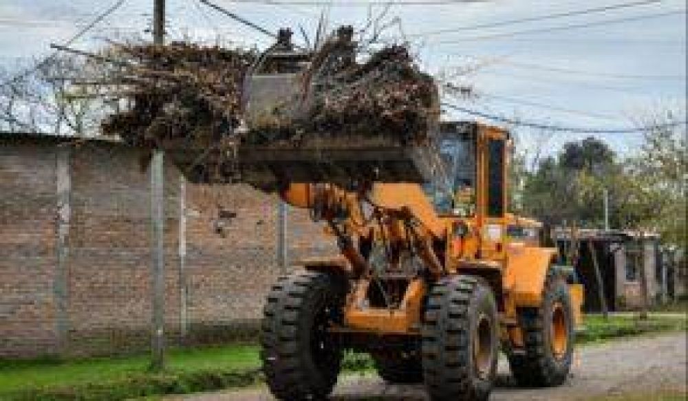 Escobar: Usarn los residuos de poda para producir compost biotecnolgico
