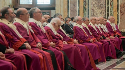 El Papa pide a la Rota Romana un enfoque basado en la escucha