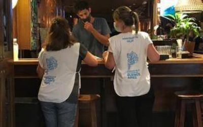 La Plata: Provincia denunci� la impresi�n ap�crifa de carnets de vacunaci�n Covid