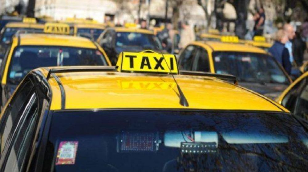 Taxistas en alerta por la falta de dialogo con el intendente Montenegro