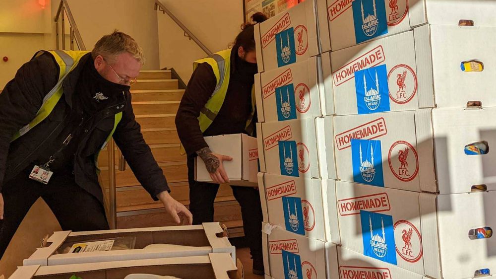 Reino Unido: ONG isl�mica ayuda a personas vulnerables en Liverpool