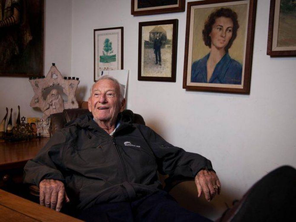 Falleci Mel Mermelstein ZL, un sobreviviente del Holocausto que gan un recordado juicio a negacionistas