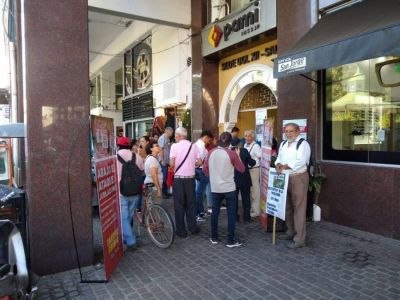 Hartos: jubilados de Salta protestarán en las puertas del PAMI