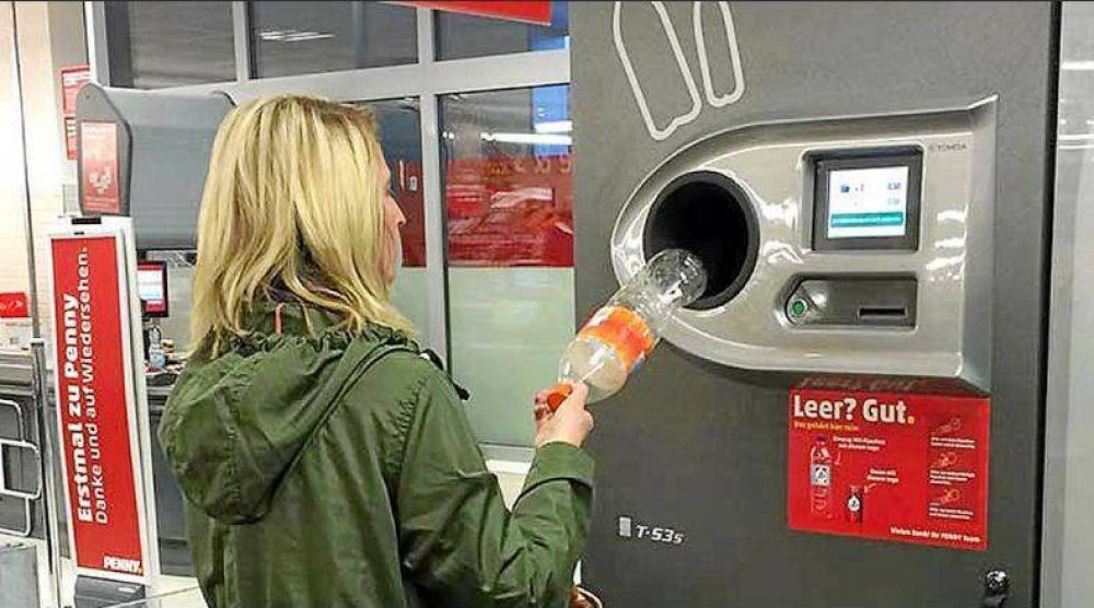 Calafell instalará máquinas que devuelven dinero por reciclar