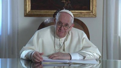 La fraternidad es ancla para la salvaci�n de la humanidad, afirm� Francisco