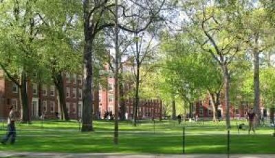 Hoy en La Historia Jud�a / Nace el primer jud�o que ense�� en Harvard con su propio libro de texto en Hebreo