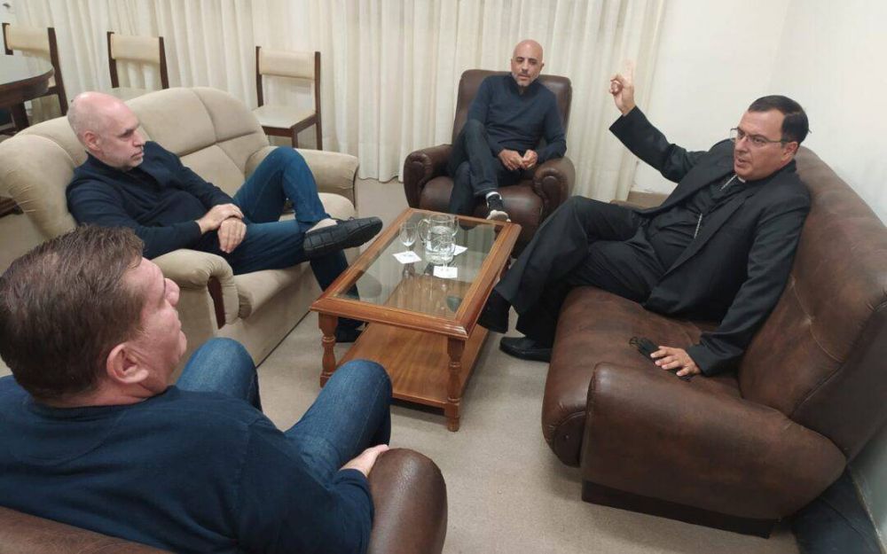 El Obispo recibi� a Rodr�guez Larreta y al intendente