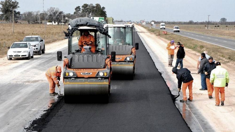 Más asfalto: Convenio entre los gobiernos de Quilmes y bonaerense