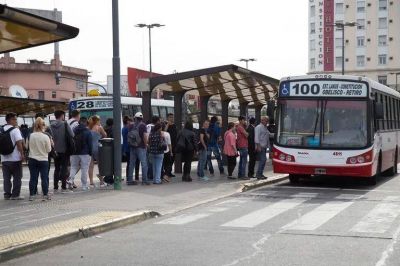 Siguen los cruces por los subsidios de los colectivos: el Gobierno dice que �no hace falta aumentar el boleto�
