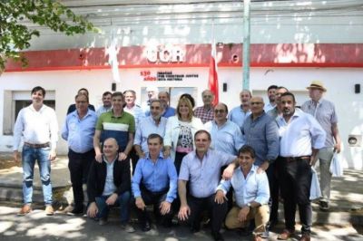 Intendentes de la UCR siguen de cerca las paritarias municipales 2022