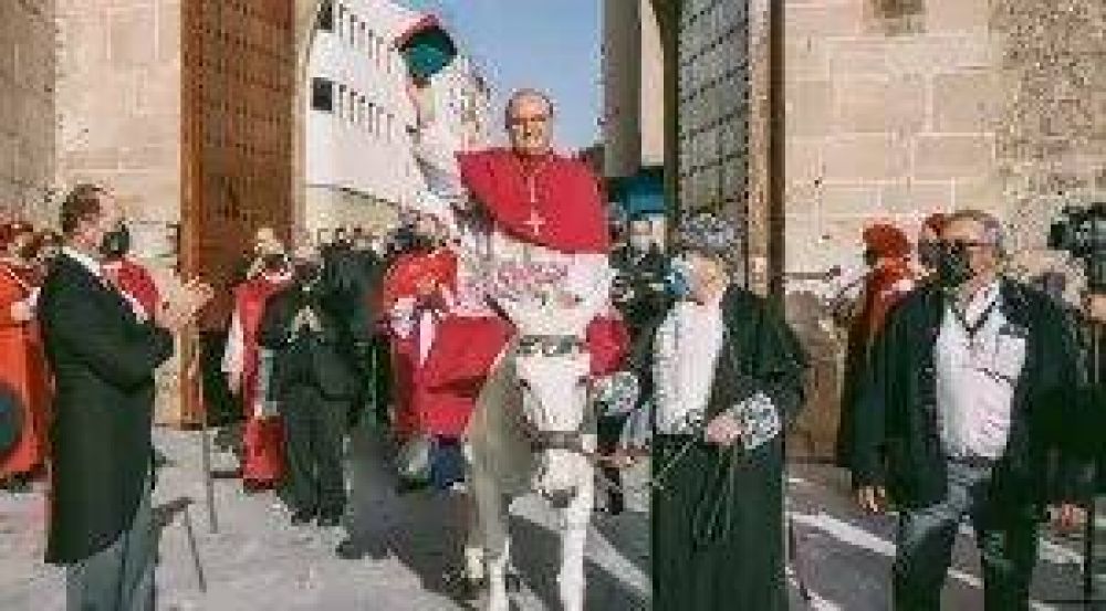 �Por qu� este obispo lleg� montado en una mula a su nueva di�cesis?